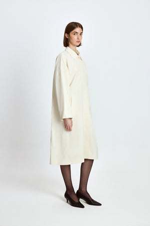 
                  
                    Raincoat "FIRST LADY" in Cream
                  
                